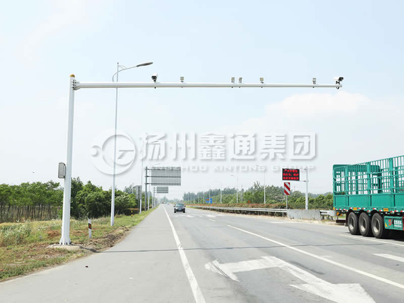 DJG-002，電子警察桿，闖紅燈抓拍桿