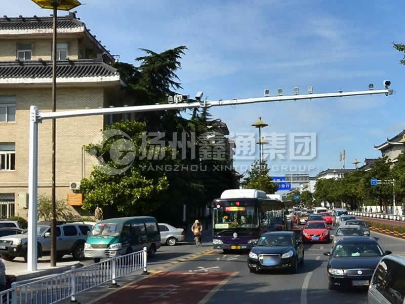 DJG-007，電子警察桿，闖紅燈抓拍桿