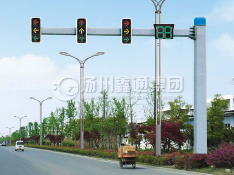 XHDG-013，扁八角信號燈桿