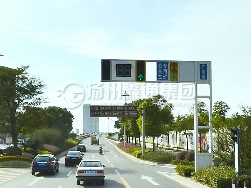 XHDG-025，框架信號燈桿，揚(yáng)州信號燈桿