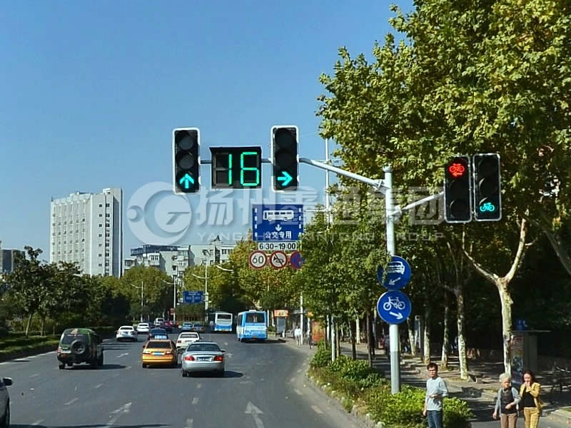 XHDG-039，燕翅信號(hào)燈桿，南京信號(hào)燈桿