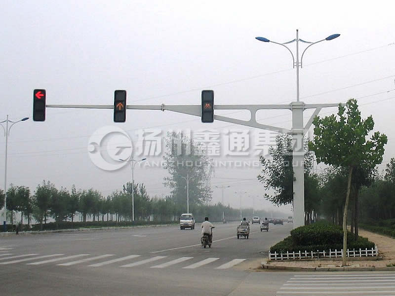 XHDG-042，方桿信號(hào)燈桿