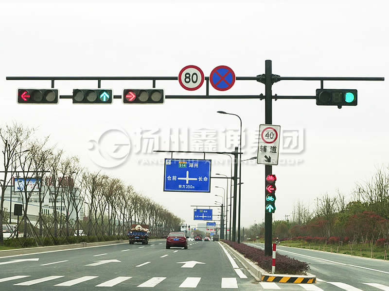 XHDG-056，F(xiàn)型雙臂信號(hào)燈桿，杭州信號(hào)燈桿